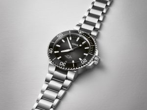 Oris Aquis Date Calibre 400